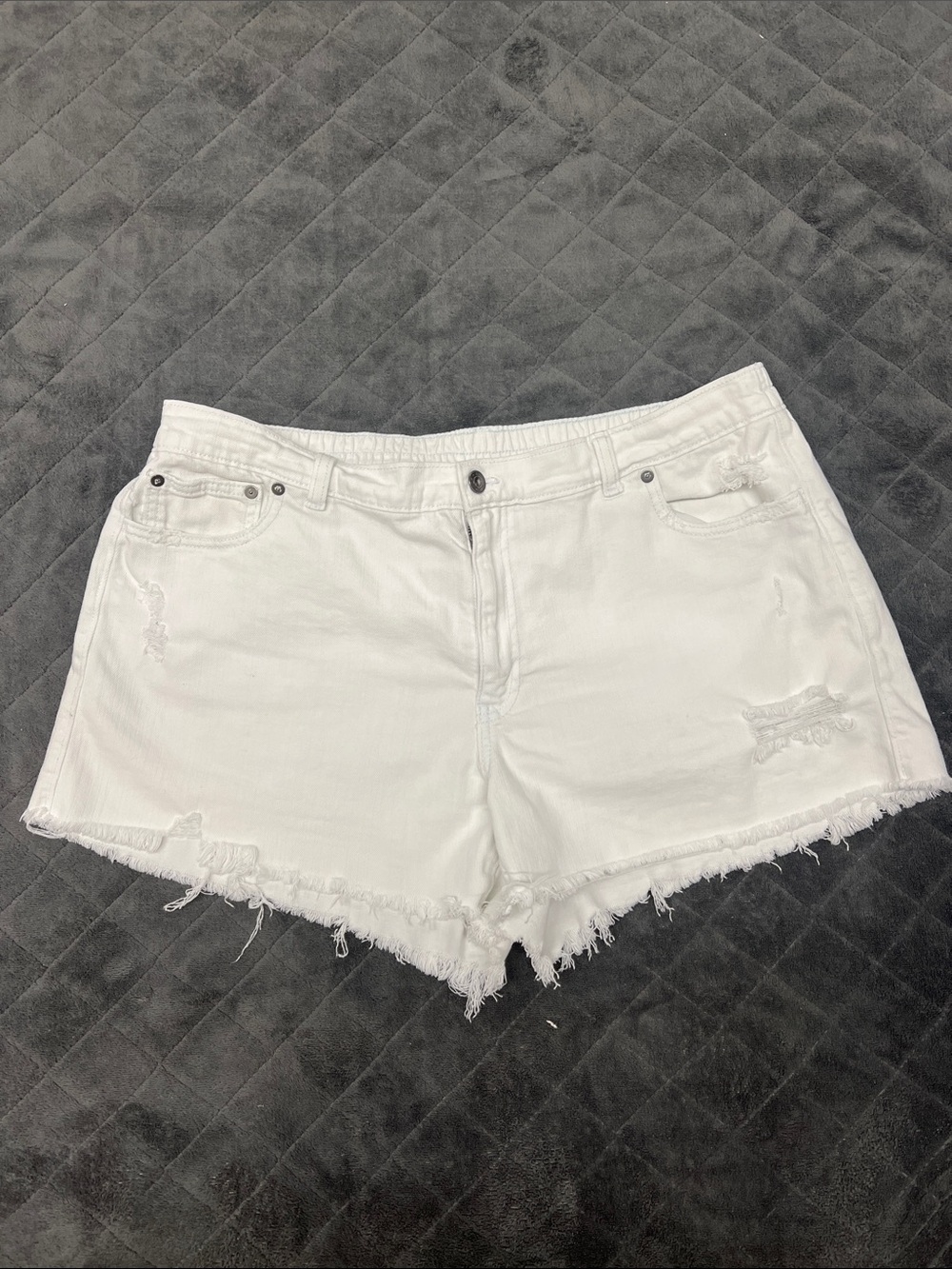 aerie White Distressed Frayed Hem Jean Shorts